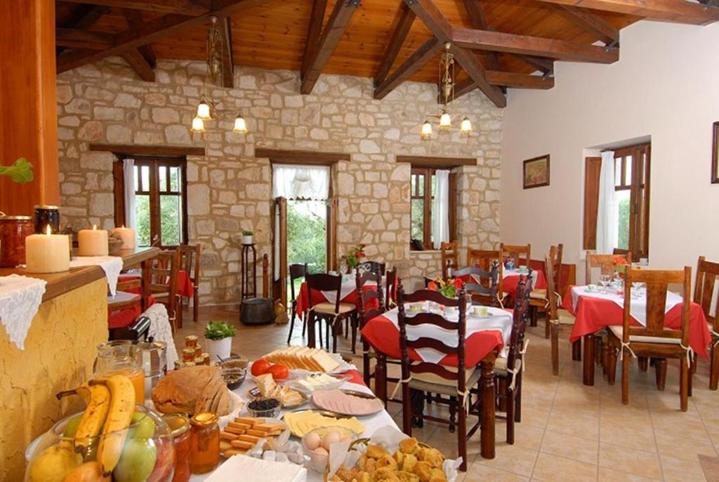 Отель Anatoli Labreon Agia Marina  Экстерьер фото