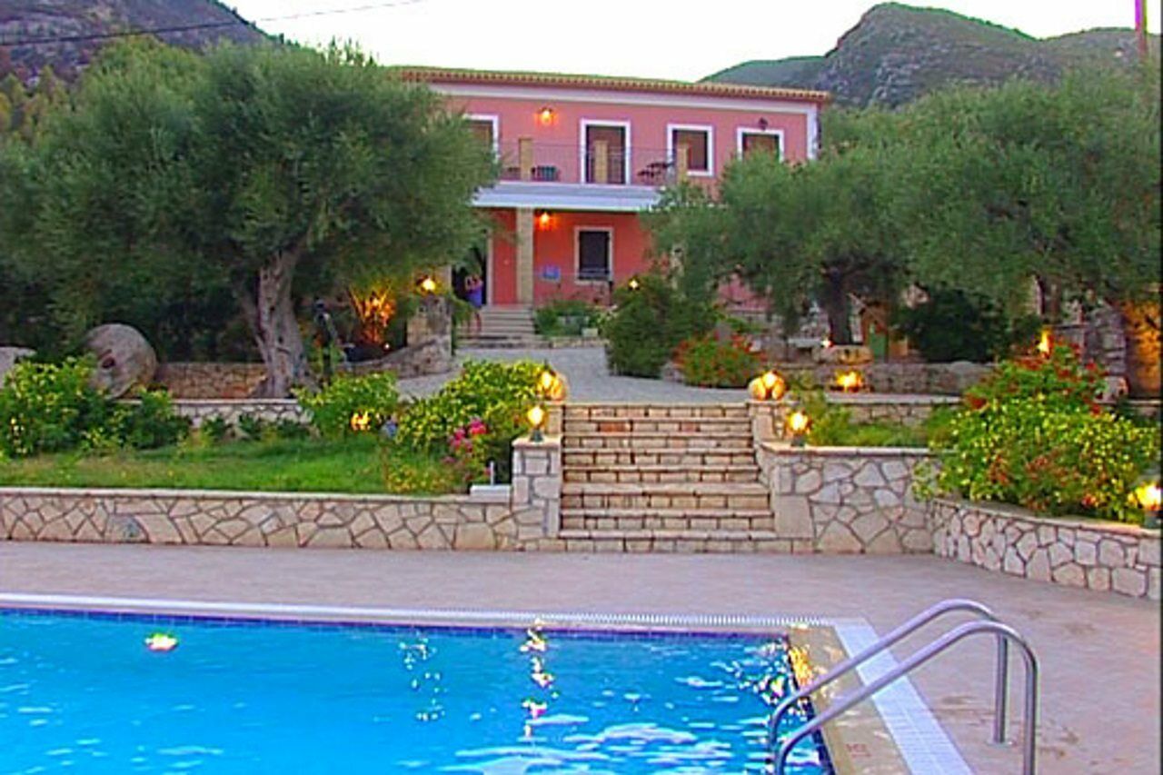 Отель Anatoli Labreon Agia Marina  Экстерьер фото